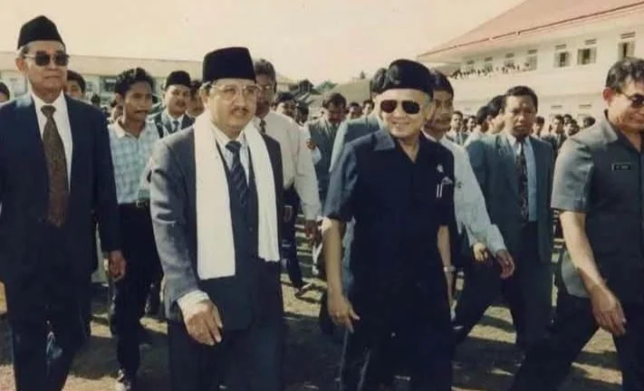 Kunjungan BJ. Habibie ke Gontor
